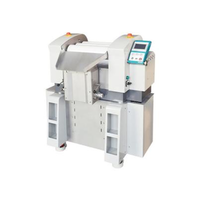 ความยาวการทำงานของลูกกลิ้ง 150 มม. 200 มม. และ 450 มม. เครื่องบดลูกกลิ้งสามลูกที่มีความแม่นยำสูงพิเศษ สำหรับวัสดุใหม่ระดับนาโน แป้งโลหะ สารละลายเซรามิก สารละลายอิเล็กทรอนิกส์ เครื่องสำอาง