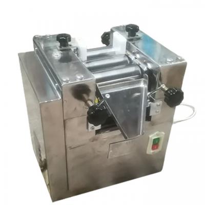 เส้นผ่านศูนย์กลางลูกกลิ้ง 65 มม. 150 มม. 200 มม. 260 มม. 405 มม. เครื่องบดลูกกลิ้งสามลูกพร้อมโครงสแตนเลส 304 และลูกกลิ้งนิกเกิล-โครเมียม